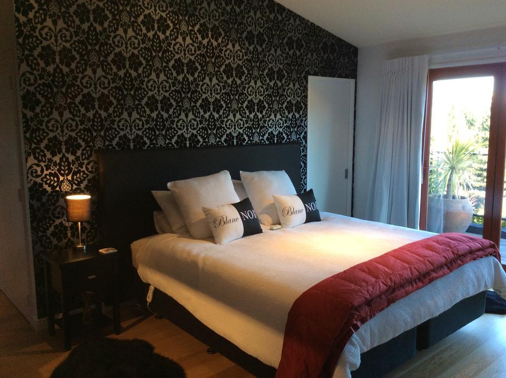 The Alpine Retreat Bed & Breakfast Queenstown Room photo